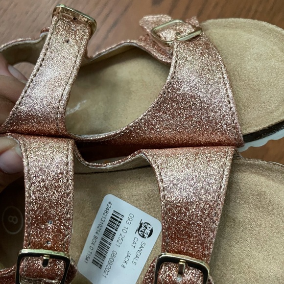 NWOT Cat & Jack Shimmery Sandals size 8 - Picture 3 of 5